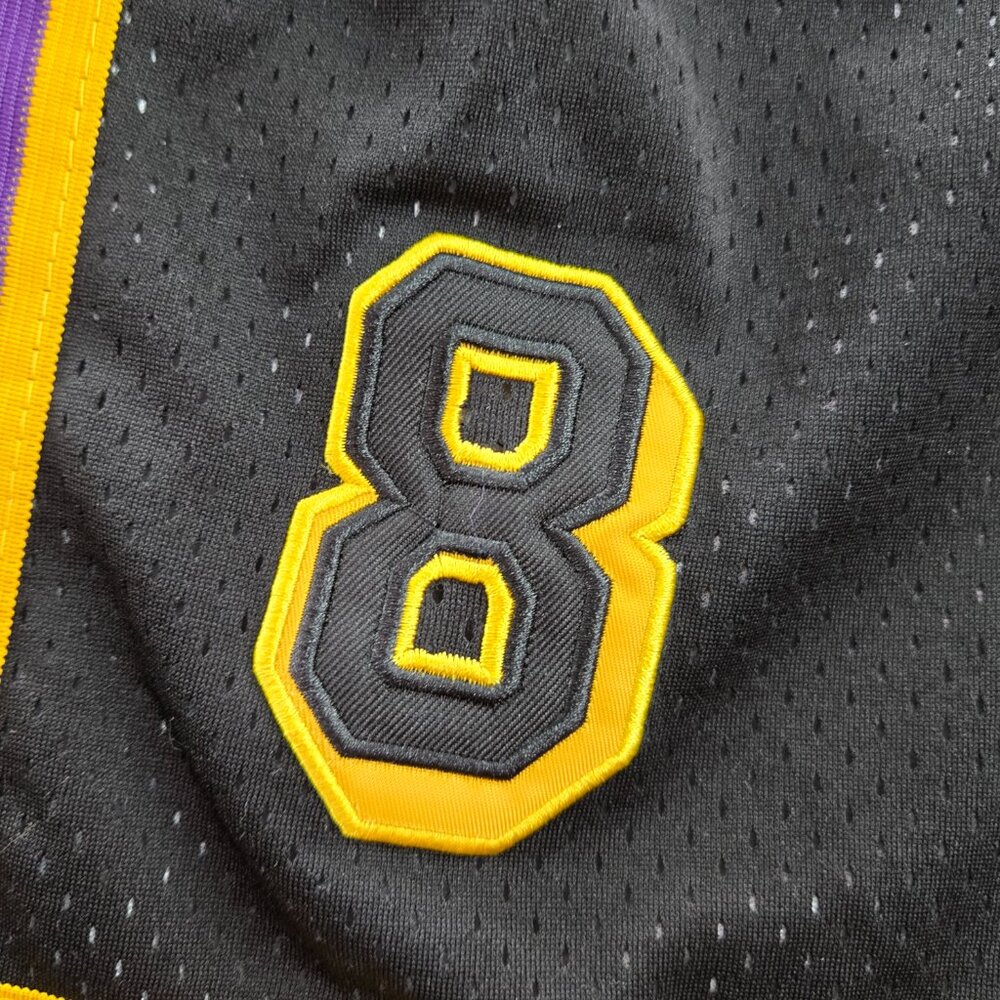 Los Angeles Lakers Women Shorts S Just Don‎ Black Mamba Kobe Bryant 8 24 READ - Picture 12 of 13